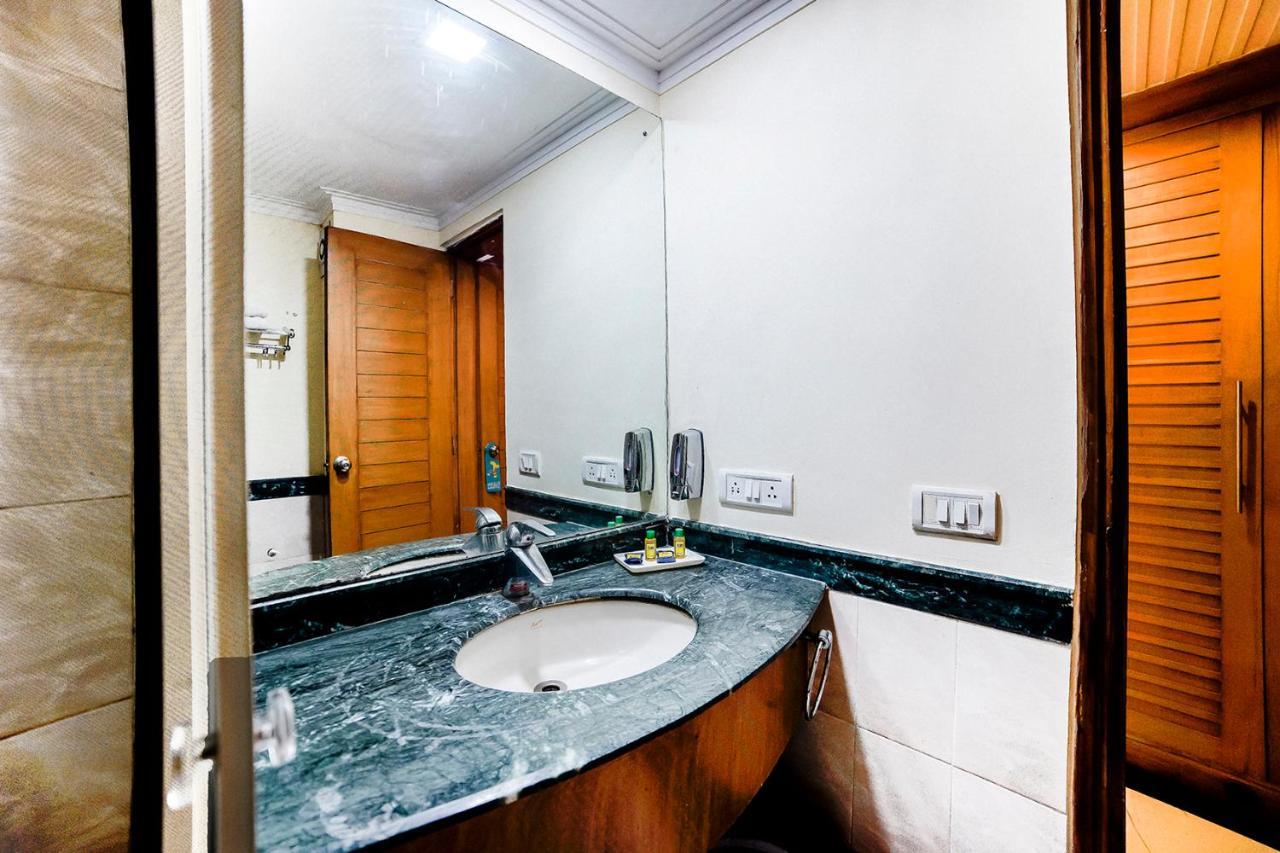 The Bmk Hotel Greater Kailash Delhi (National Capital Territory of India) Exterior photo